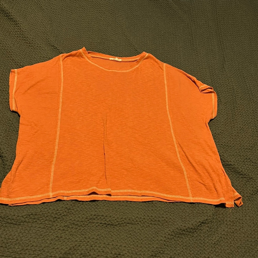 Easel Flowy Top